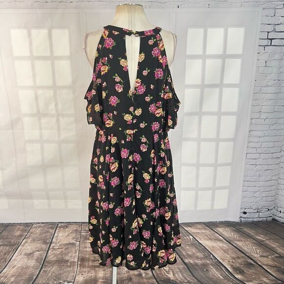 Torrid Halter Neck Floral Cold Shoulder Pleated A-Line Black Dress 16 - Picture 5 of 11